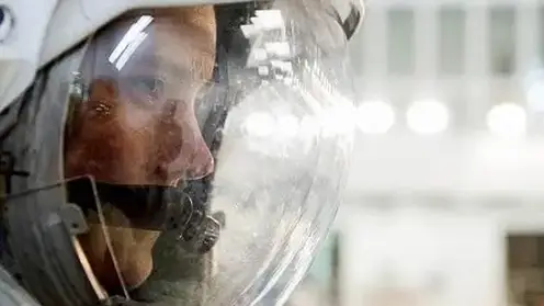 Космонавтка из Сибири вернулась на Землю на американском корабле
