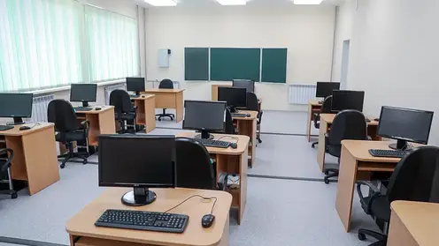 В Приморье откроется первый налоговый класс для школьников