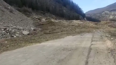 Сошедший горный сель перекрыл дорогу в одном из районов Бурятии