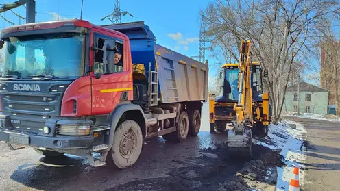Михаил Котюков инспектирует ход дорожного ремонта в Красноярске